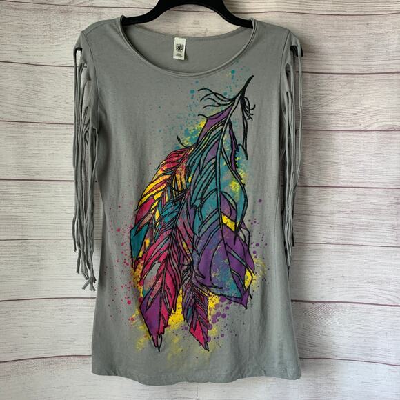 Hybrid Tops - Hybrid Boho Gray Graphic T Shirt Colorful Glitter Feather Fringe Sleeves Size L